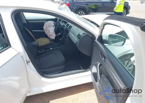 2013 Volkswagen Passat 2.5L S from USA, damaged, VIN 1VWAH7A36DC044908